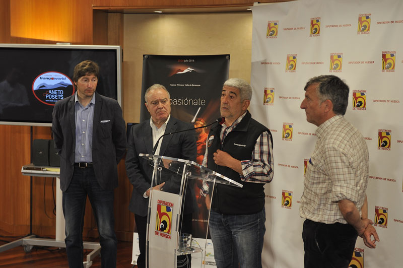 De izquierda a derecha, Gabi Mur, Miguel Gracia, Manolo Bara y Modesto Pascau. Foto: Pablo Otín