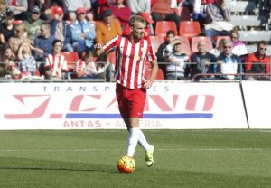 Esteban Saveljich podría jugar en Huesca | Foto: udalmeriasad.com
