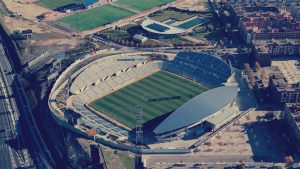 El Coliseum Alfonso Pérez con la Ciudad Deportiva de fondo | Foto: latarjetablanca.es