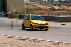 José Luis García conduciendo en Motorland.