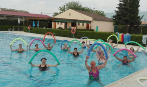 Aquazumba para adultos. Foto: comarca de Los Monegros