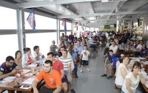 Los aficionados de la SD Huesca, en la Terraza del Alcoraz | Foto: diarioaragones.com