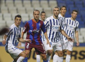 Imagen del Recreativo - Huesca que certificó el descenso oscense a Segunda B | Foto: J. Pérez