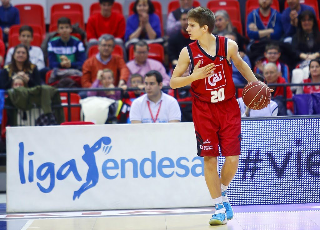 Álvaro Sanz, jugador del CAI Zaragoza cedido en Huesca | Foto: Agencias