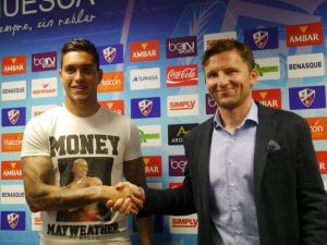 Jesús Valentín en su segunda presentación como jugador azulgrana | Foto: SD Huesca