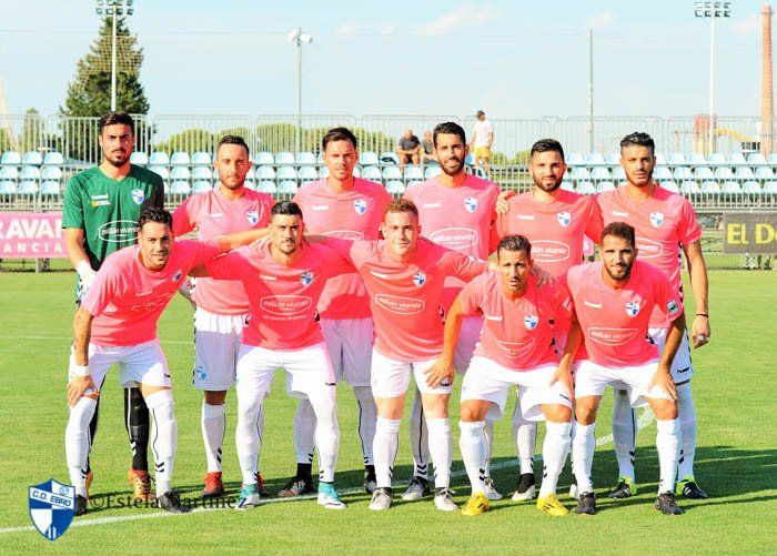 Los jugadores del CD Ebro en uno de sus partidos de pretemporada. | Foto: Estela Martínez, CD Ebro