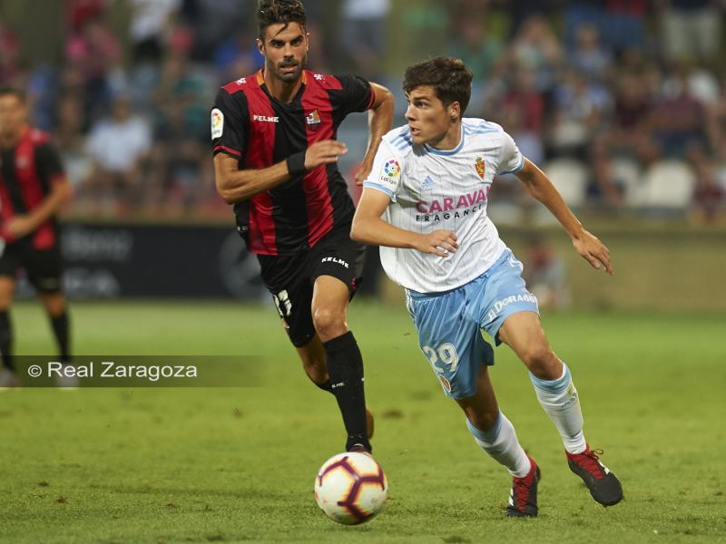 Soro se estrenó como profesional ante el Reus. | Foto: Tino Gil, Real Zaragoza.