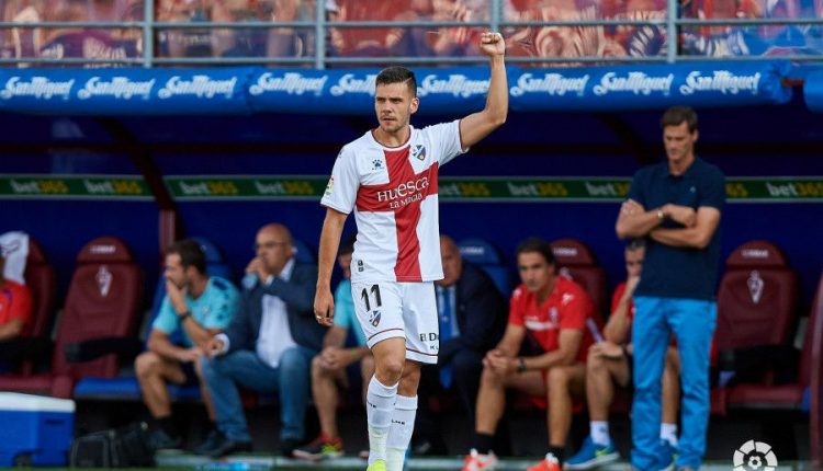 Gallar fue el gran protagonista del estreno liguero del Huesca en Primera División con dos goles | Foto: LFP