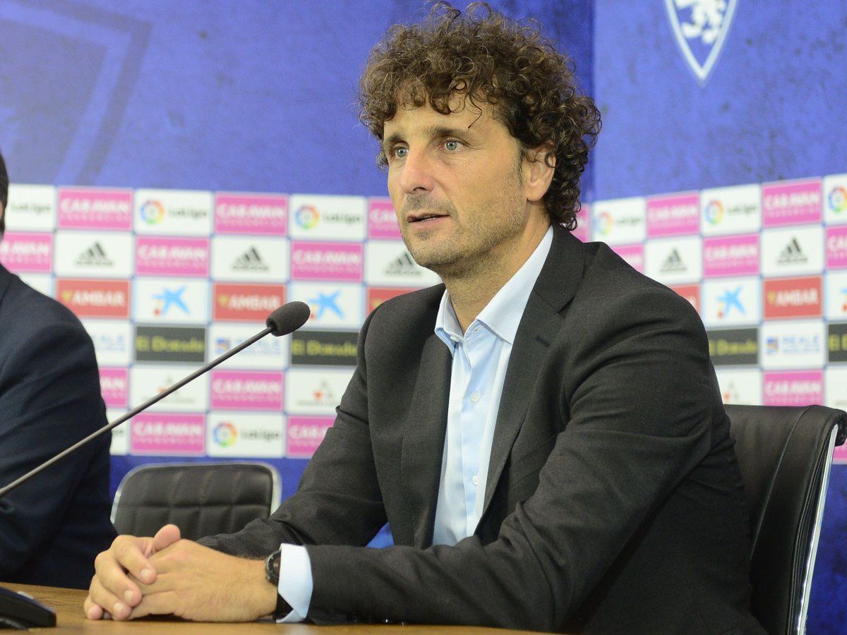 Idiakez en su rueda de prensa tras el partido de Copa del Rey. | Foto: Tino Gil, Real Zaragoza