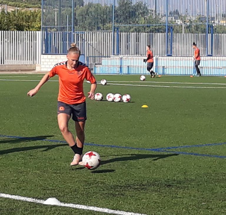 Olivia Oprea es una de las incorporaciones del Zaragoza CFF para esta temporada. | Foto: Zaragoza CFF