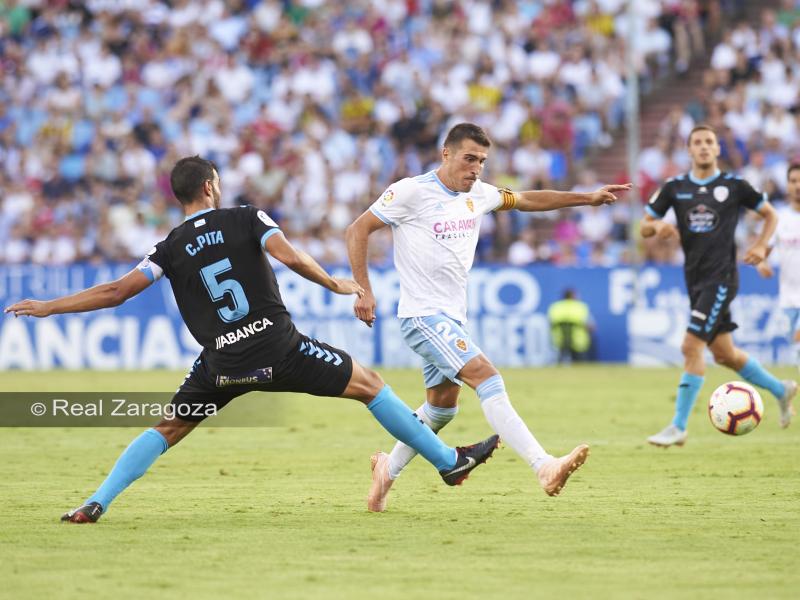 Zapater puede salir del once. | Foto: Tino Gil, Real Zaragoza