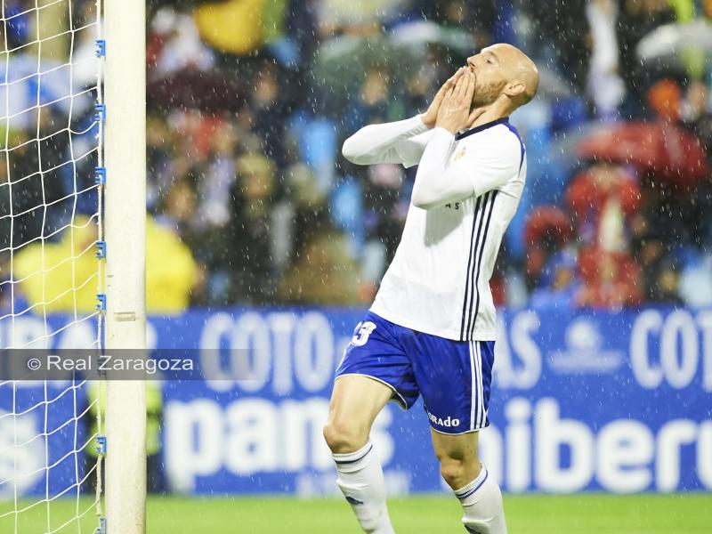 Toquero en el derbi Real Zaragoza – SD Huesca de la temporada pasada. | Foto: Tino Gil, Real Zaragoza