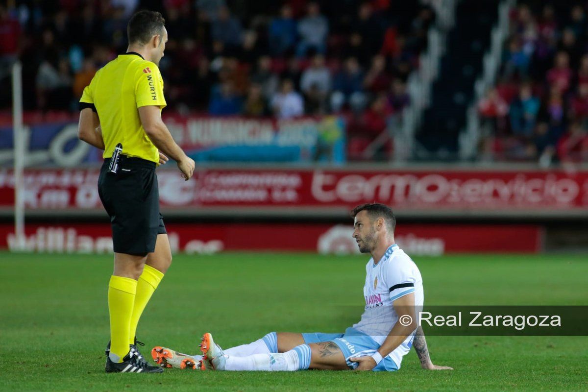 Álvaro Vázquez en el momento de su lesión ante el Numancia. | Foto: Real Zaragoza