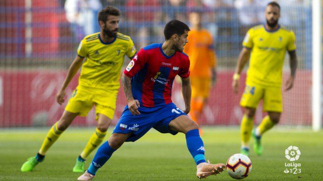 El Cádiz llega a la Romareda tras perder ante el Extremadura. | Foto: Cádiz CF