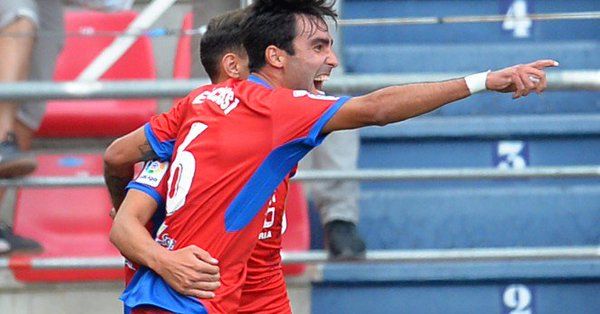 Escassi celebra el gol de la victoria ante el Extremadura. | Foto: CD Numancia