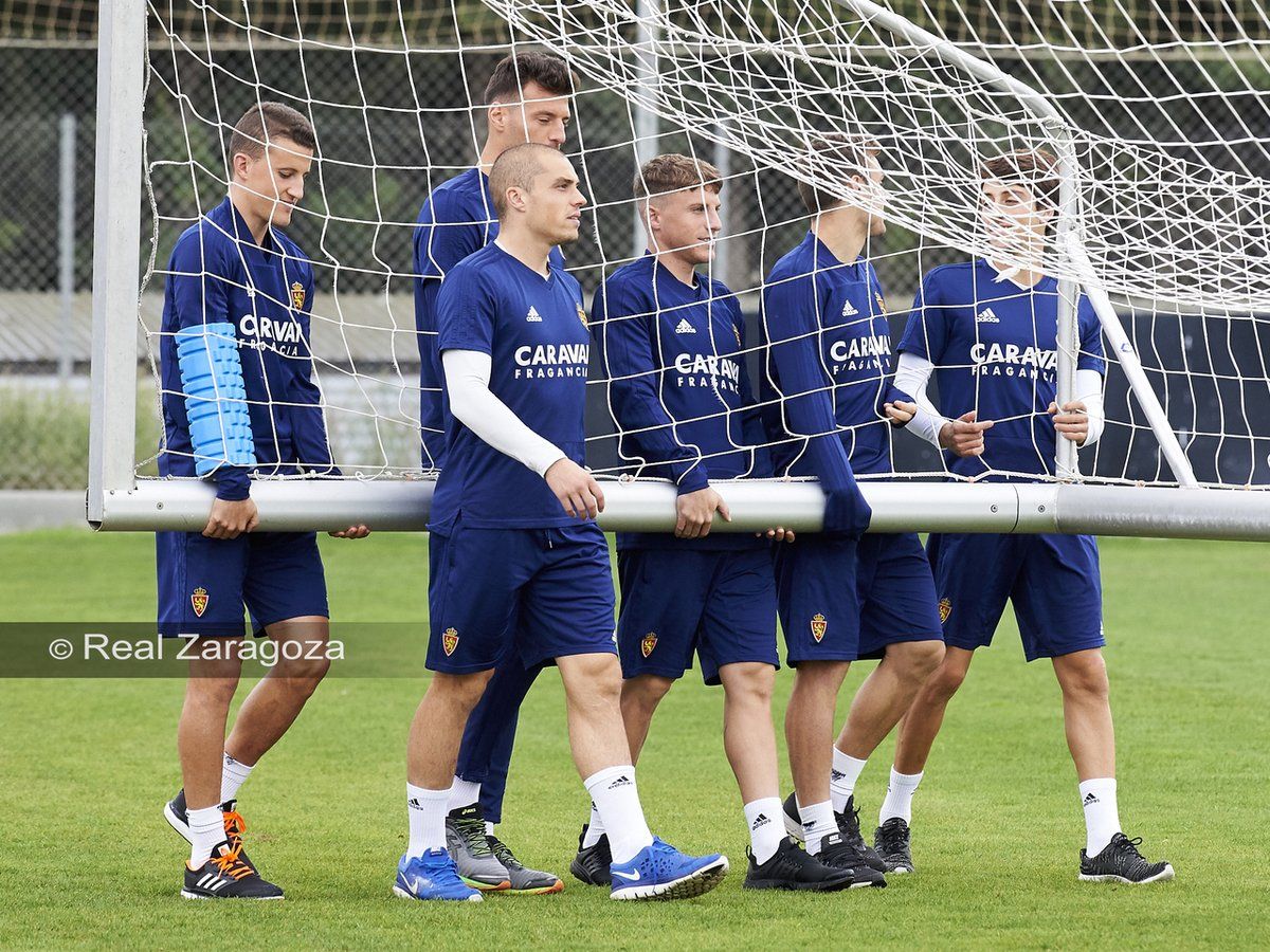 Los jugadores zaragocistas en la Ciudad Deportiva. | Foto: Real Zaragoza