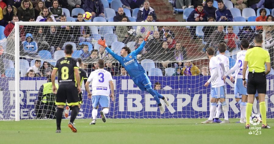 El Zaragoza debe cerrar su portería ante el Nàstic. | Foto: La Liga