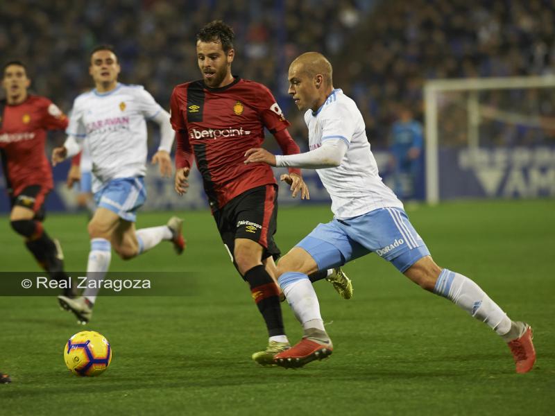 Pombo fue el único jugador que creó peligro en la primera mitad. | Foto: Real Zaragoza