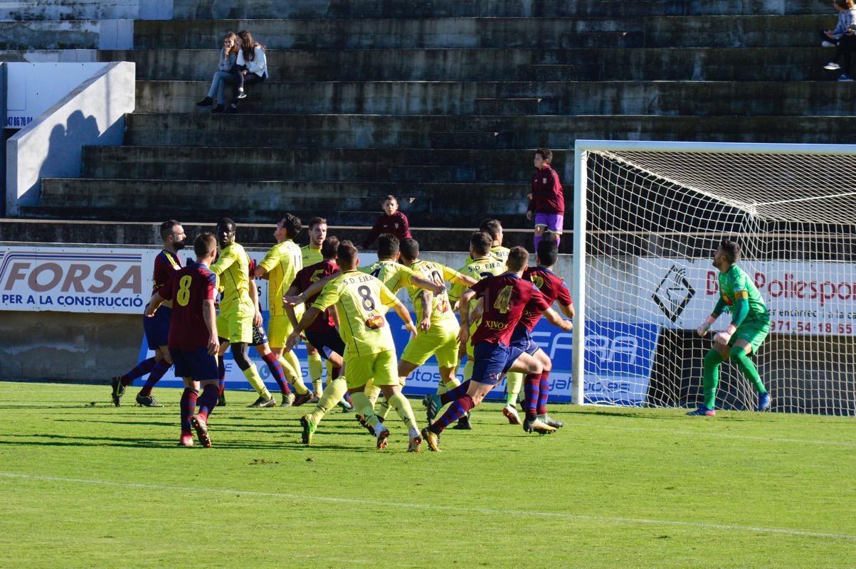 El Poblense elimina al Ejea de la Copa RFEF. | Foto: Pepsila. 3ms. Fútbol Balear.