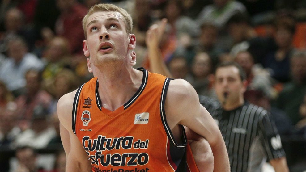 Tryggvi Hlinason con la camiseta del Valencia Basket | Foto: Marca