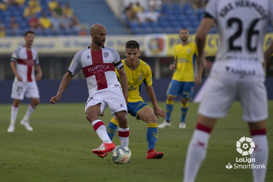 Posiciones de u. d. las palmas contra s. d. huesca