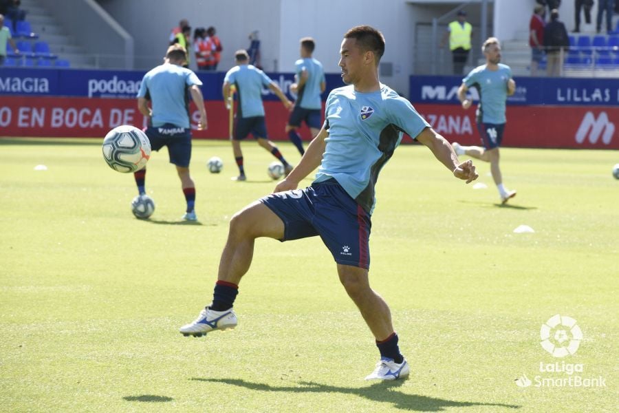 Okazaki tuvo sus primeros minutos con la camiseta azulgrana. | Foto: LFP