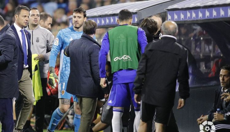 Cristian Álvarez justo después de ser sustituido por lesión en el partido ante Las Palmas | Foto: LFP