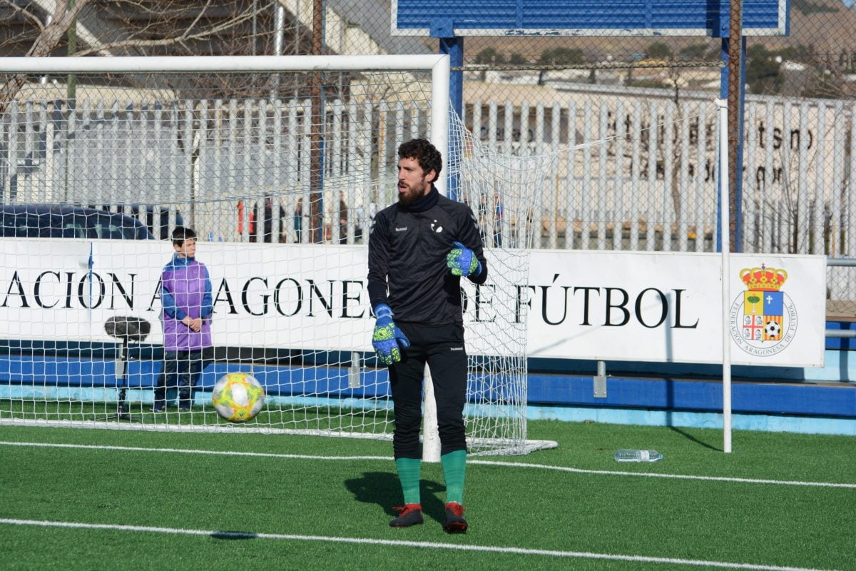 El meta Loscos fue uno de los mejores jugadores del Ebro | Foto: CD Ebro