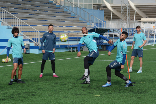 CD Ebro y Levante Atlético se encuentran en una situación clasificatoria similar