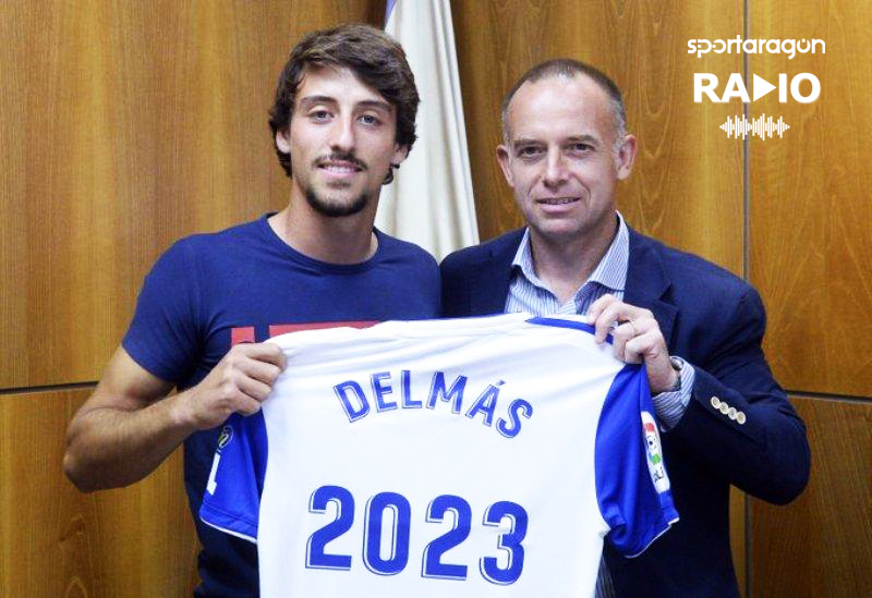 Julián Delmás, junto a Lapetra, el día de su renovación | Foto: Real Zaragoza
