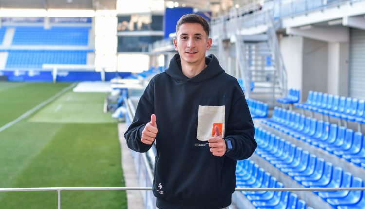 Pablo Martínez, en la imagen, en El Alcoraz su casa durante lo que resta de temporada. Foto: SD Huesca