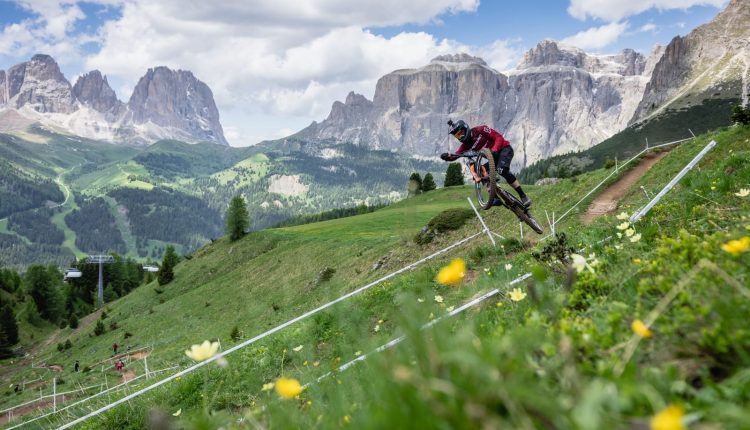 Espectacular imagen de Gabi Torralba en la prueba de las EWS celebrada en Italia. Foto: Gabi Torralba, en la imagen, en su estreno en las EWS de 2021. Kike Abelleira