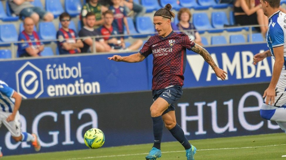 Jaime Seoane protagonizó el primer gol en el último encuentro en El Alcoraz. Foto: SD Huesca.