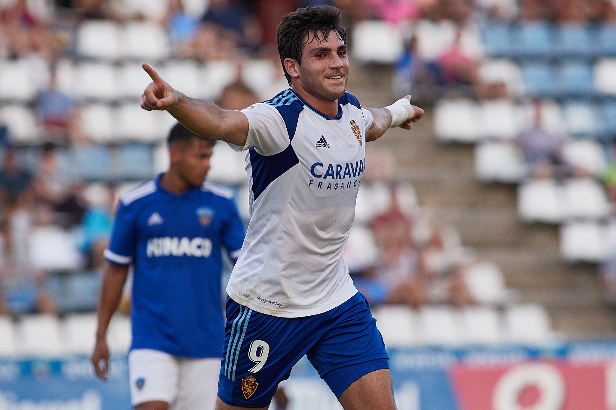 Iván Azón ante el Lleida | Foto: Real Zaragoza