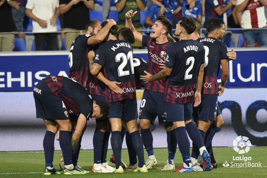 La SD Huesca vence al Málaga con un gran gol de Juan Carlos. | Foto: La Liga