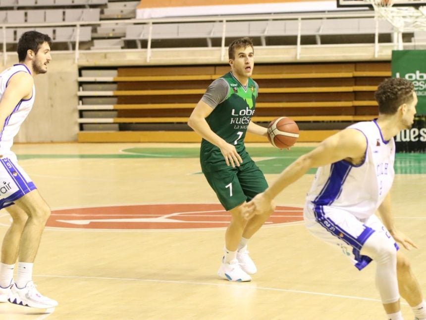 Lafuente, en la imagen, era una de las principales preocupaciones del técnico de Hospitalet en su partido contra el Peñas. Foto: CB Peñas