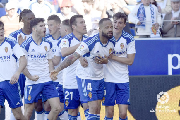 Bebé marca en El Alcoraz, las notas del Real Zaragoza