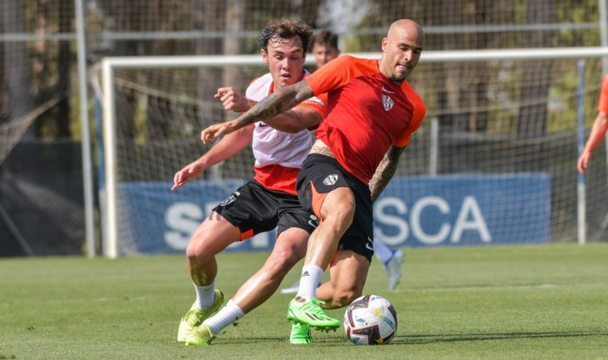 Sandro entrenamiento SD Huesca