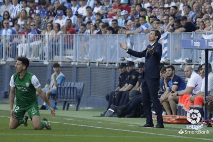 Ziganda pide explicaciones por una acción en el Málaga SD Huesca. Foto: LaLiga