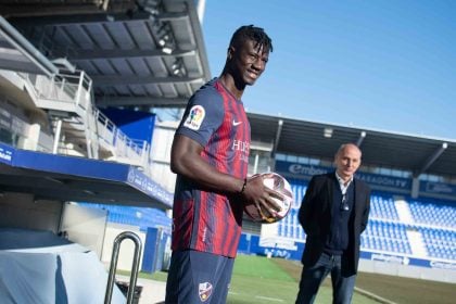 Obeng y AMG en Huesca.