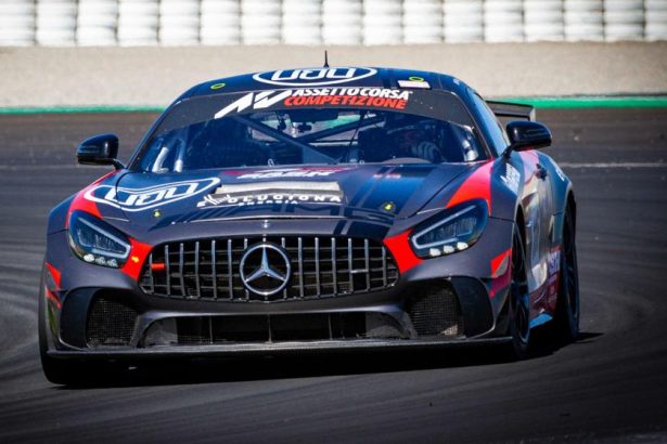 Guillermo Aso pilotará el espectacular Mercedes sobre el asfalto del Circuit de Catalunya en la elite del GT4. Foto: Juanjo Aviño