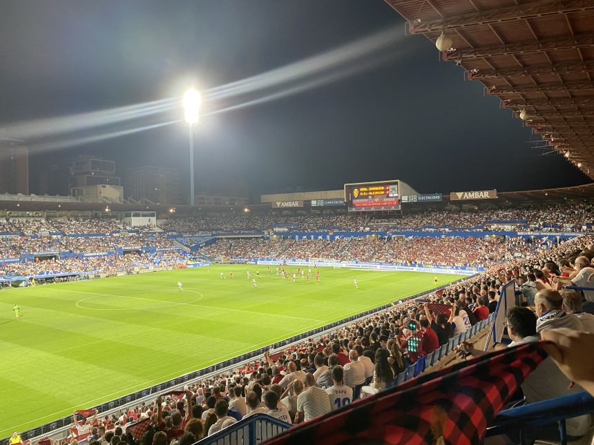 El Real Zaragoza pierde en su santuario