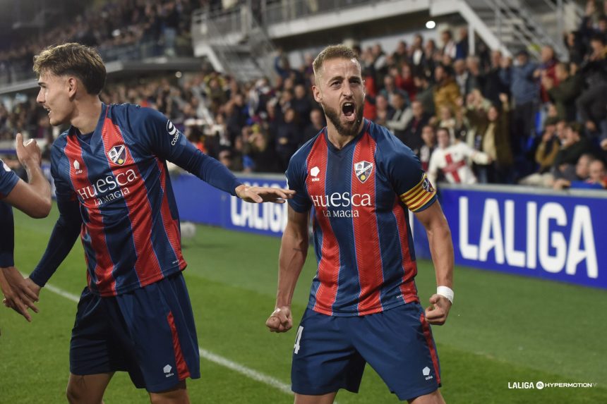 Jorge Pulido celebra el gol del empate