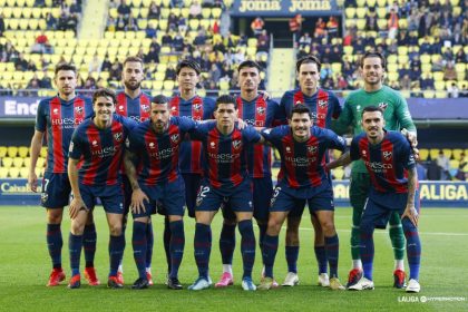 Once inicial del Huesca en el partido disputado contra el Villarreal B en la localidad castellonense. Foto: LaLiga