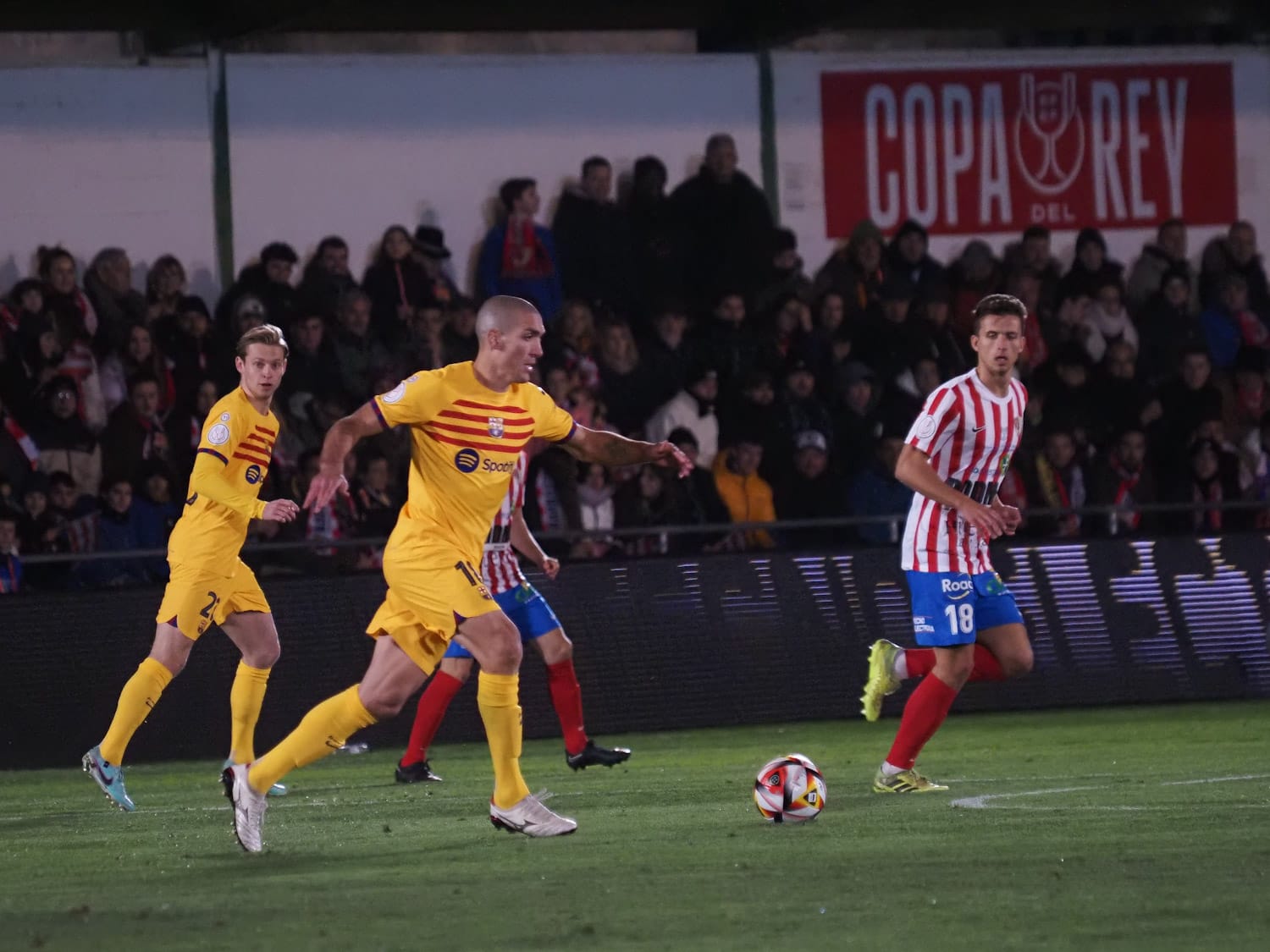 Oriol Romeu en el Barbastro - Barça. Foto: C. Pascual.