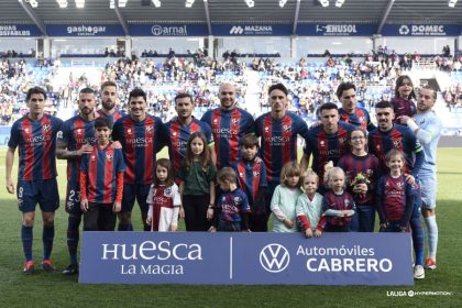 Once inicial del Huesca contra el Alcorcón. Foto: LaLiga