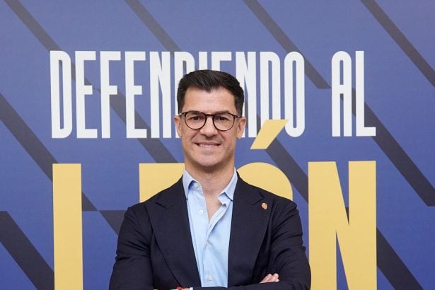 Fernando López Real Zaragoza, una cumbre con la afición