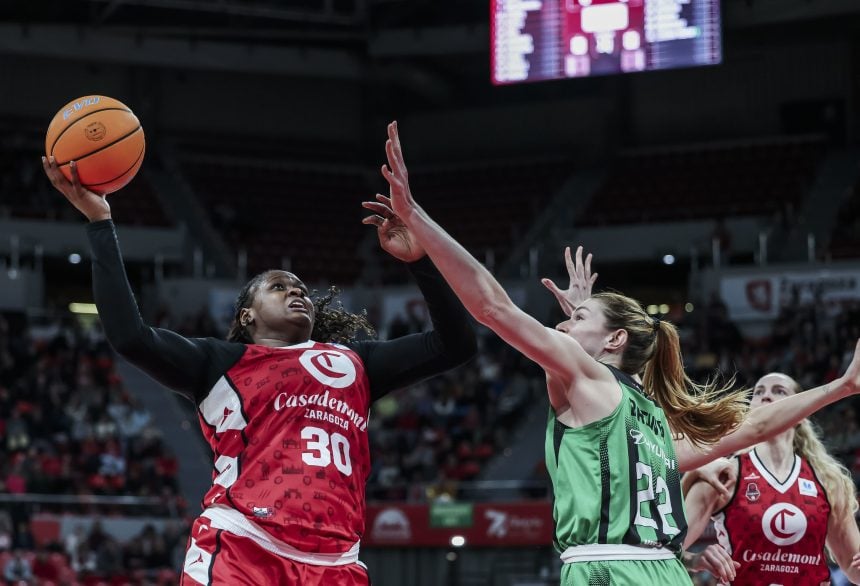 Shante Evans Casademont Zaragoza