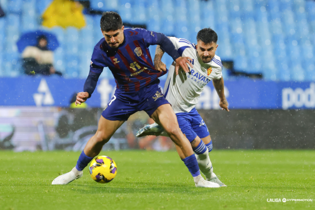 Dani Tasende e Iván Calero, un problema en el lateral
