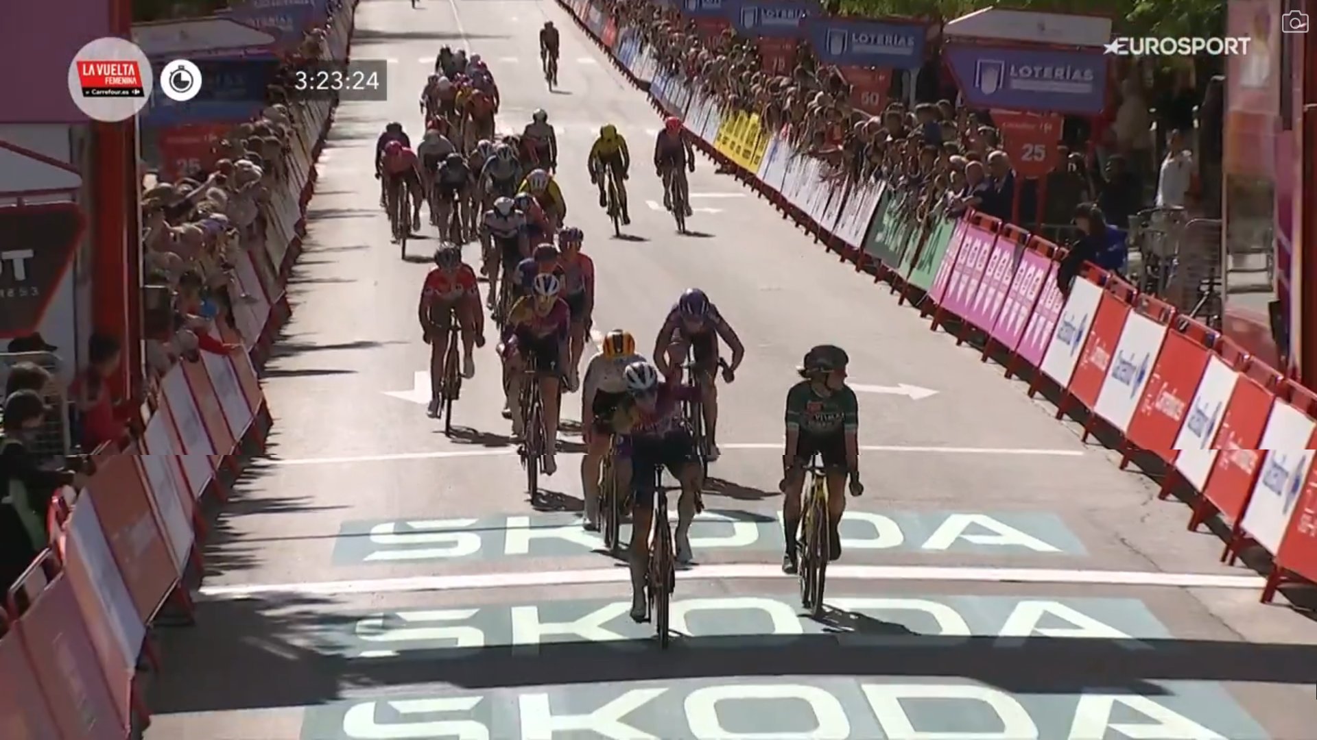 llegada vuelta españa femenina huesca